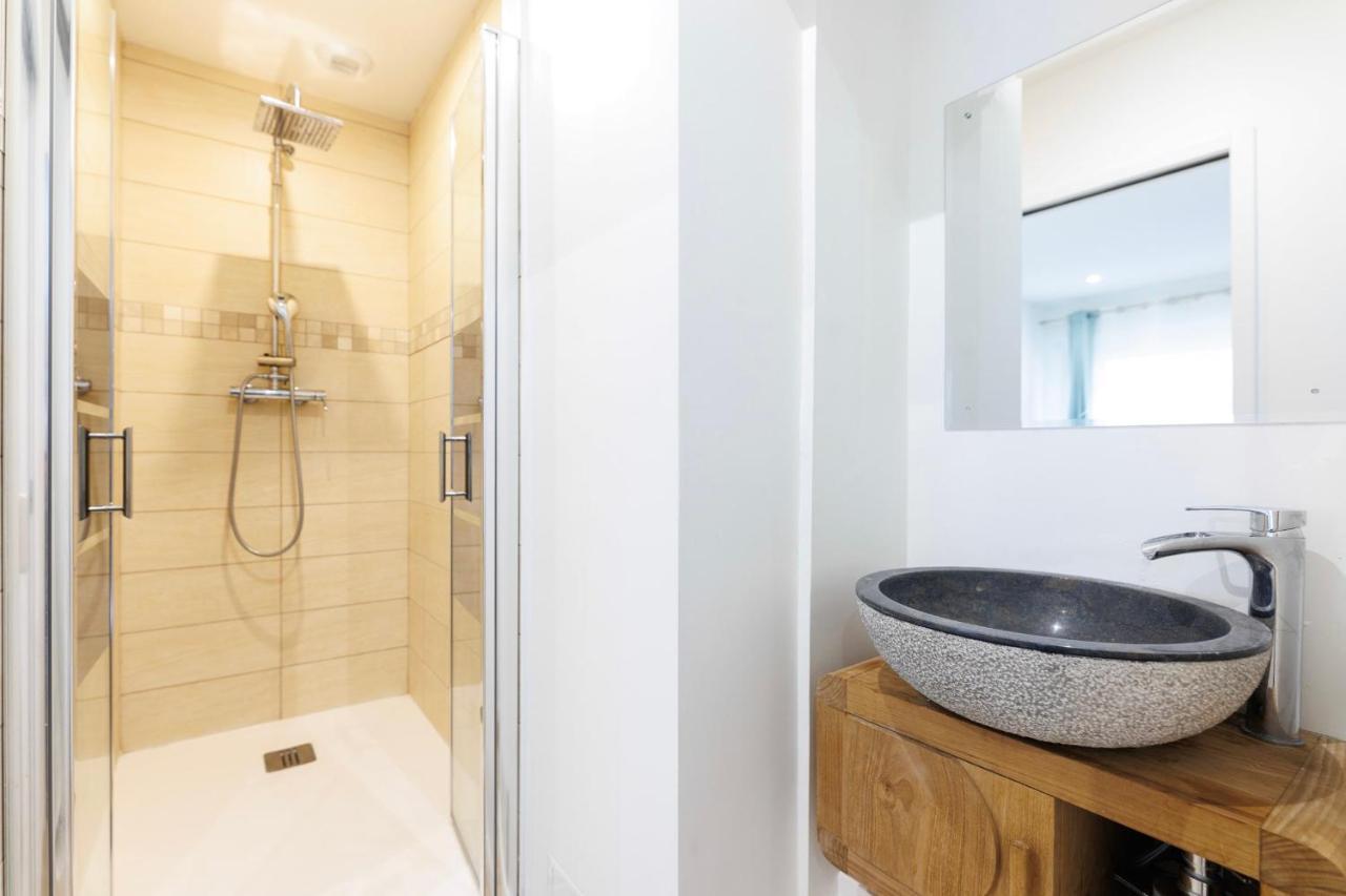 Appartamento Confortable Next To Montmartre Opéra Gare Saint Lazare Parigi